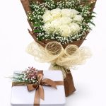 Beyaz Gül & Hediye Kutusu